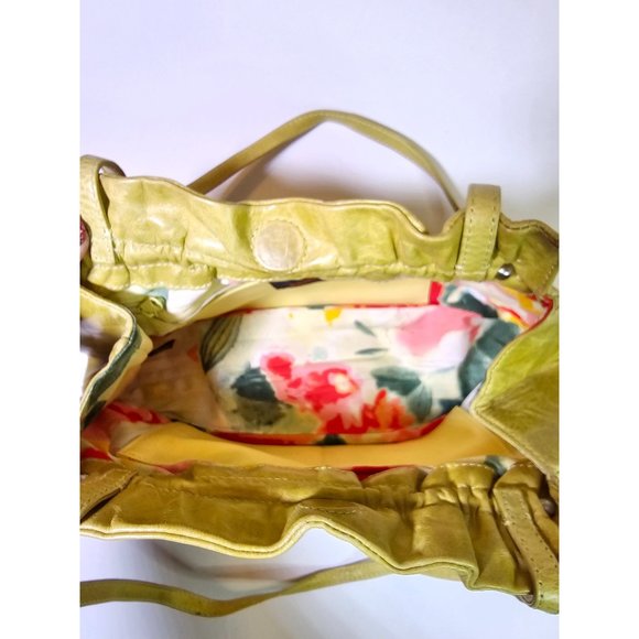 Hobo International Leather Handbag Shoulder Bag, Mustard Color, Magnet Closure - Picture 4 of 7